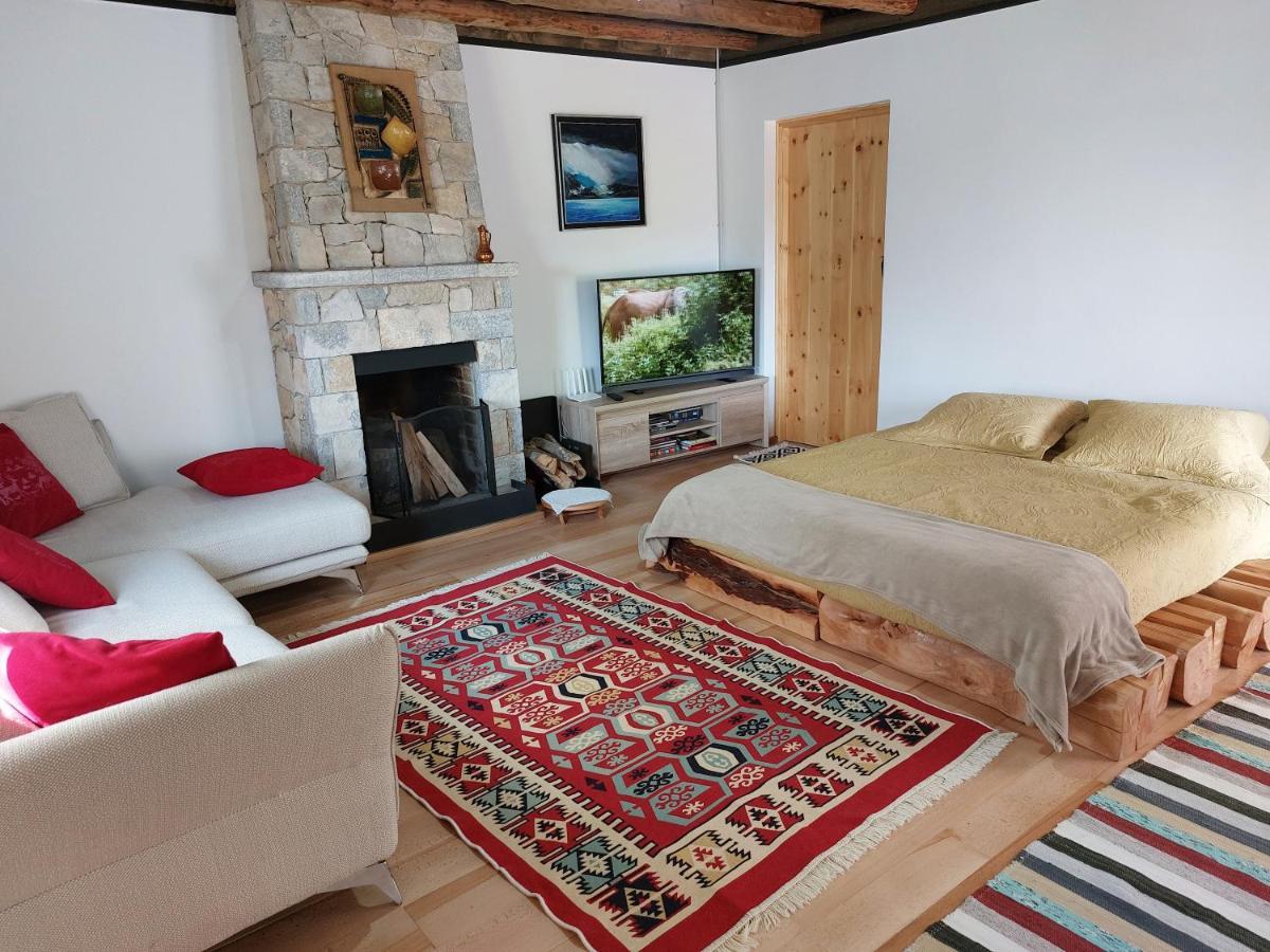 Vila Rira - Rrajce, Shebenik Perrenjas Dış mekan fotoğraf